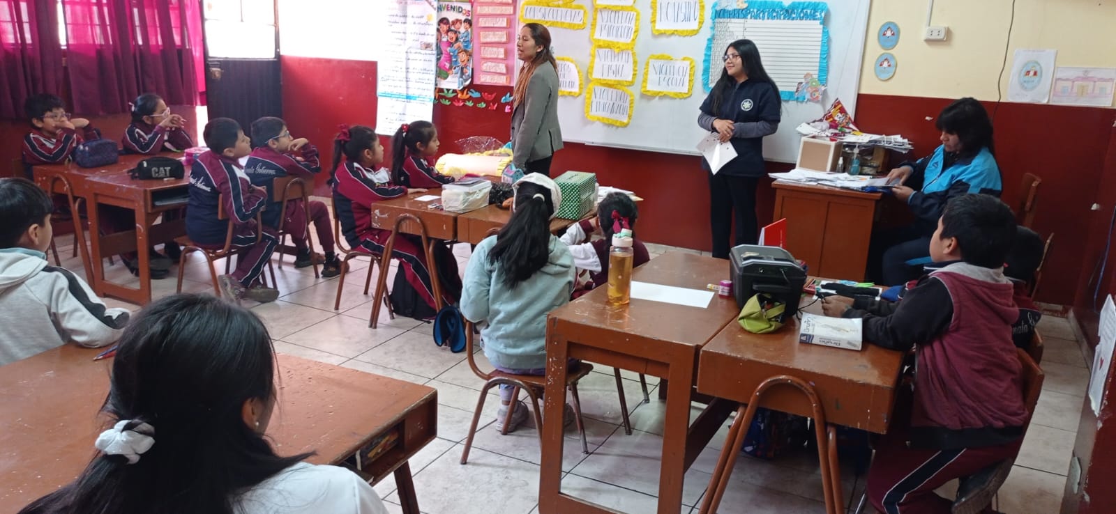 Sesión de convivencia escolar en primaria Proyecto Clima Escolar - Crea Mujer ACERTAR